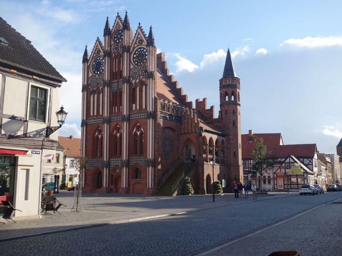 Schrot-Kontor Villa Tangermünde Kültér fotó